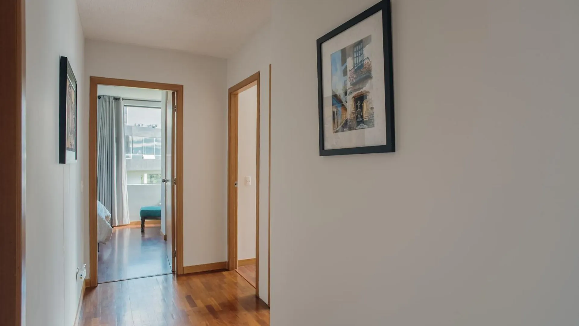 Spacious And Bright Depark In Quito Apartment